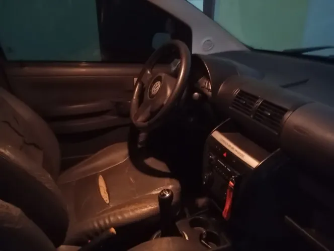 Volkswagen Crossfox 1.6 MI Total Flex 8V 5P 2009