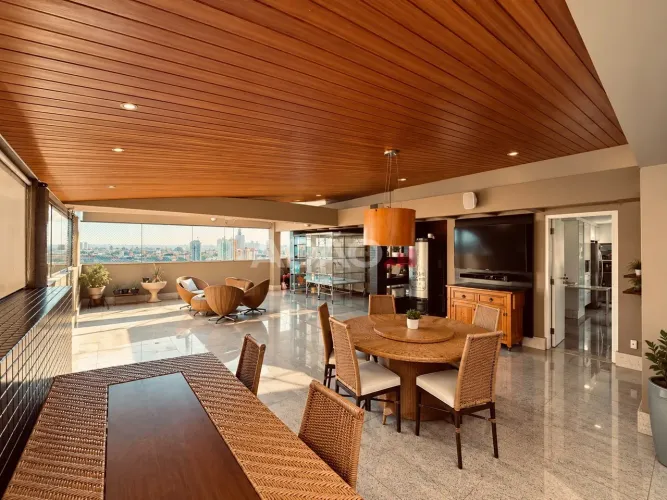 Cobertura duplex com 4 suítes e vista para o lago das rosas no setor oeste