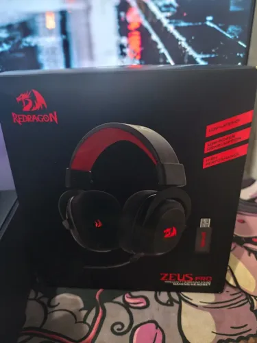 Headset Gamer Redragon Zeus Pro Preto Sem Fio