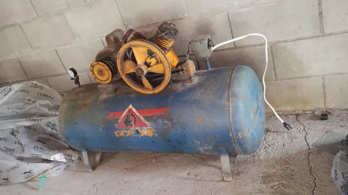 Compressor ar Schulz grande 130 litros