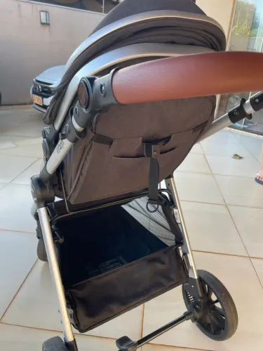 Carrinho infantil - Romanzo