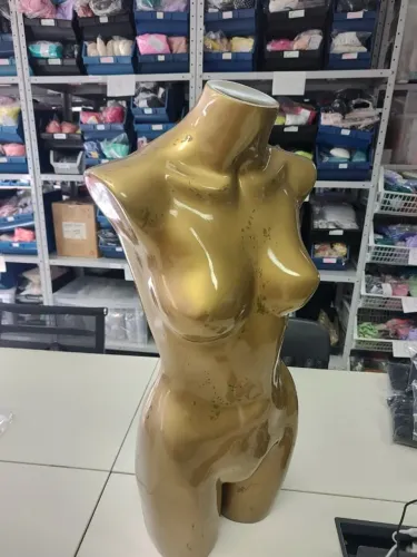 MANEQUIM