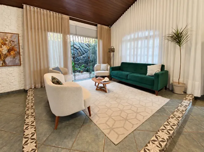 Casa para locação no bairro Aponiã
