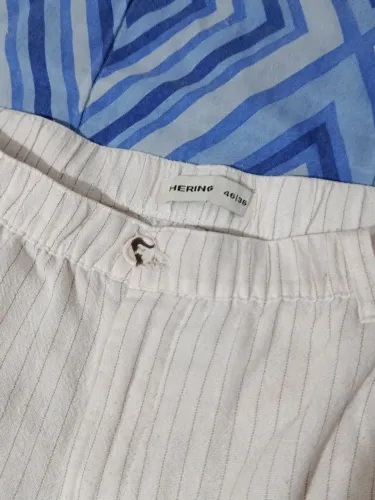 Calça de LINHO da Hering bege listrada tamanho 46