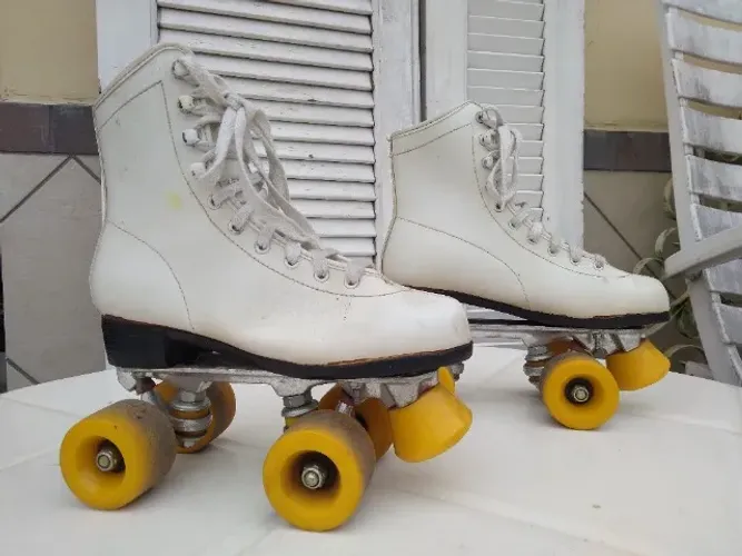 Patins Quad Bota De Couro Tamanho 36BRA, 23,5cm De Palmilha