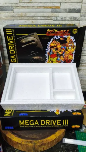 Caixa Mega Drive 3 - Edição Street Fighter (Caixa Customizada)
