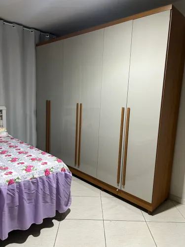 Guarda roupa 6 portas, 2,71 altura