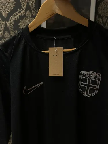Camisa NORUEGA All black Preta Haaland