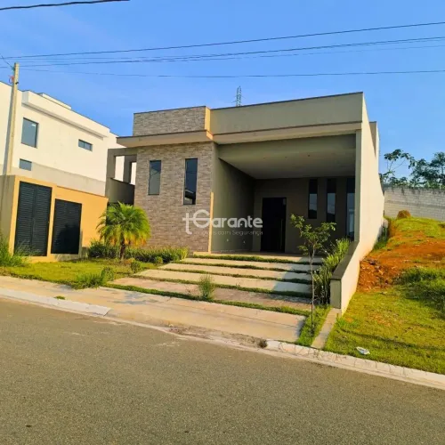 Casa em condomínio à venda em Mogi das Cruzes