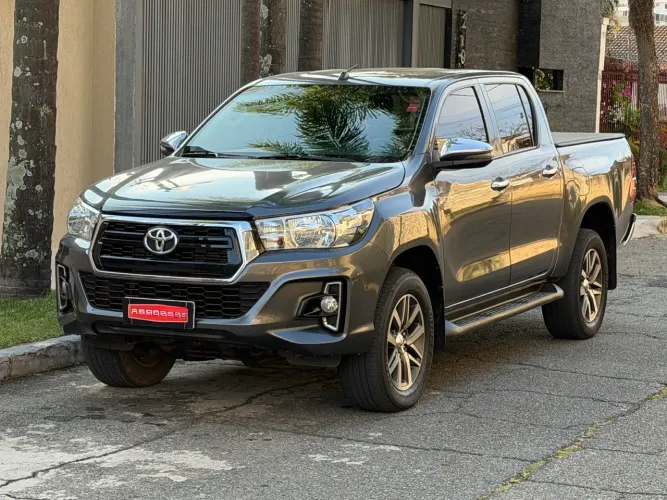 Toyota Hilux CD SRV 4X4 2.8 TDI Diesel Aut. 2020