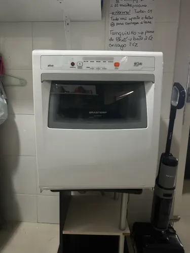 Lava louça Brastemp 8 Serviços - Perfeito estado.