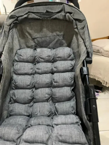 Carrinho de bebê usado a venda