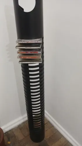 Porta CDS em ferro preto design moderno 