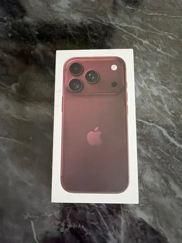iPhone 18 Pro 256gb Bordo/vinho