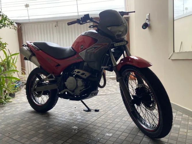 Vendo NX Falcom 400 (segundo dono)