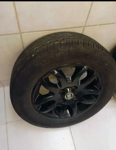 Jogo de Rodas Aro 14 Black Piano para Fiat Palio - Balanceadas com Pneus