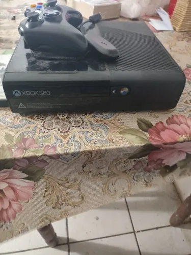 Vendo Xbox 360 bloqueado