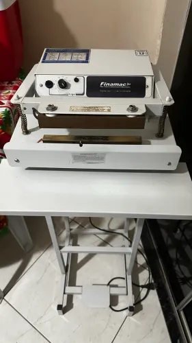 Seladora de picolé com pedal 