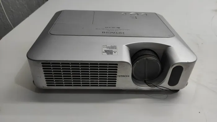 Projetor hitachi