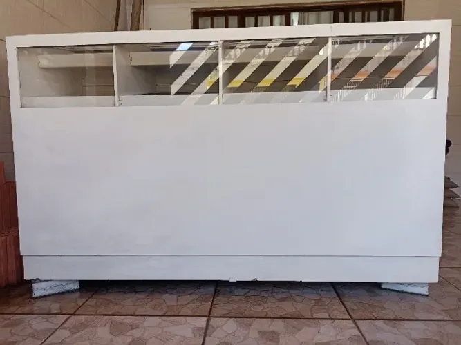Móveis para comércio