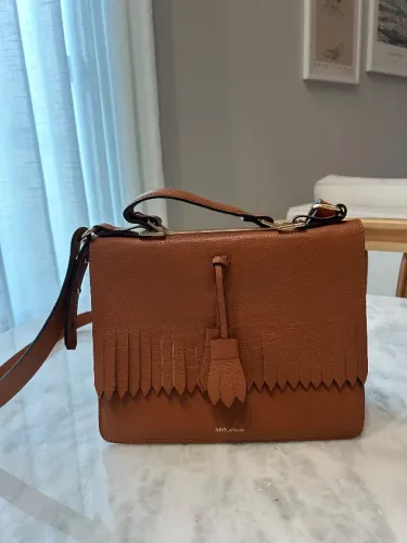 Bolsa de couro Adô Atelier