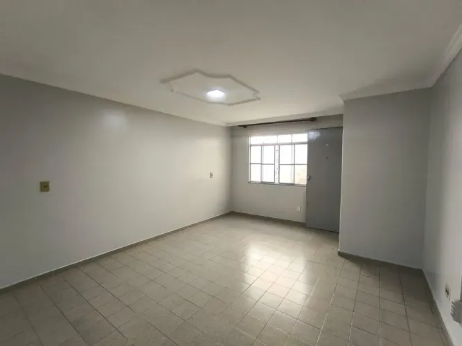 CNA 2 - Excelente localização - Sala 2 ambientes 3QT + DCE Armários planejados. Quem ver a