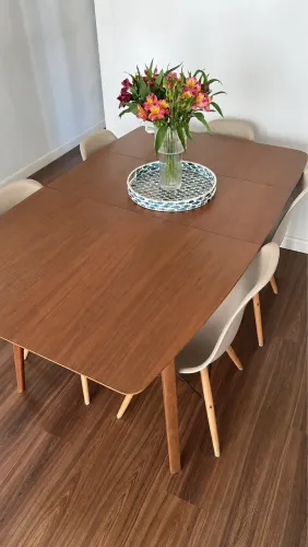 Mesa retratil com 4 cadeiras - Tokstok