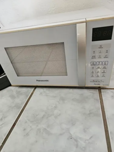 MICRO-ONDAS PANASONIC
