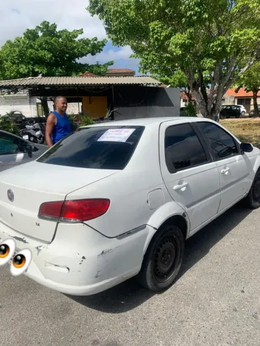 Fiat Siena Tetrafuel 1.4 MPI Fire Flex 8V 4P 2008