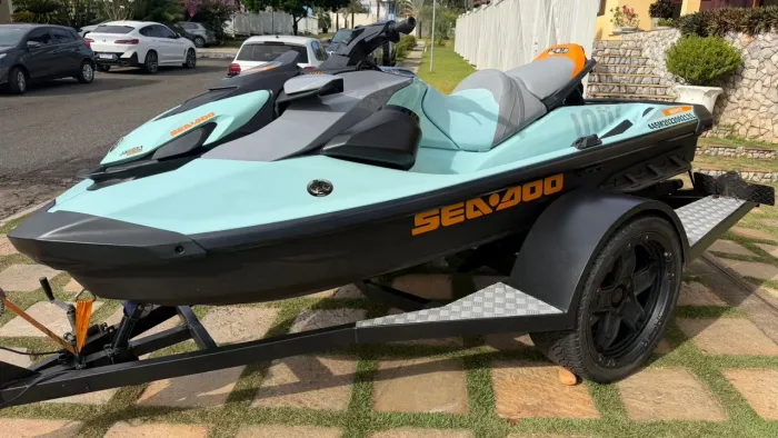 JET SKI SEA DOO 170 WAKE 2022 C/ SOM BRP