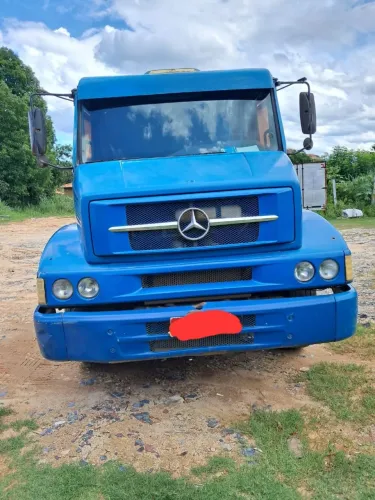 Caminhão Mercedez 1620