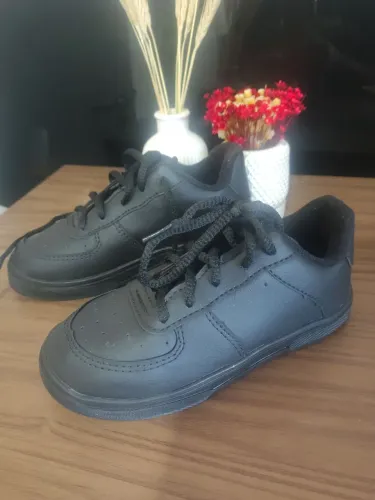 Tênis infantil preto