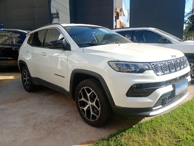 Jeep Compass Long. T270 1.3 TB 4X2 Flex AUT 2025
