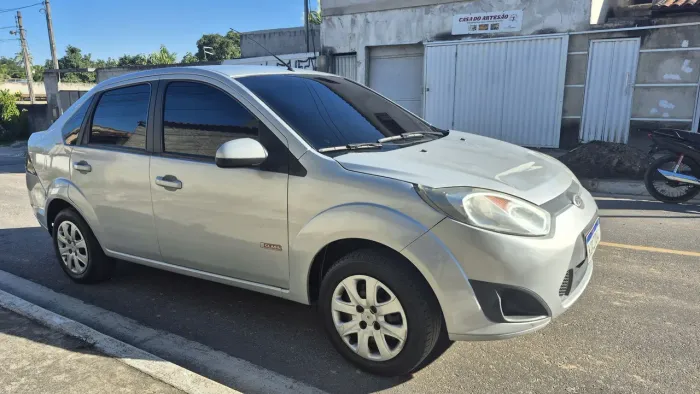 Ford Fiesta Sed. 1.6 8V Flex 4P 2013