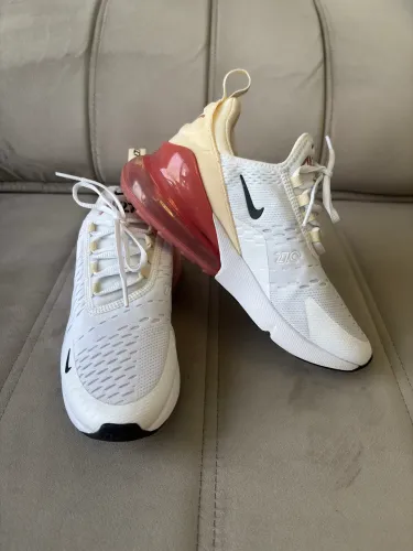Tênis Nike air Max 270 feminino