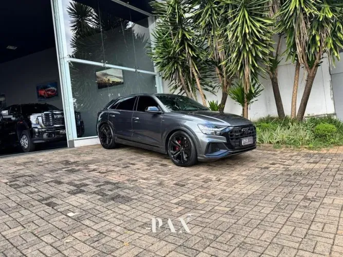 Audi Q8 Perform. 3.0 TFSI Coupe Quat. S-tron. 2021