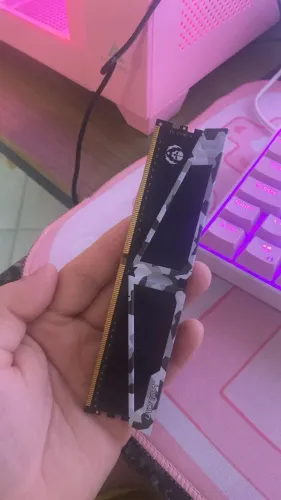 Kit 2 memórias ram ddr4 8gb  Vulcan Pichau