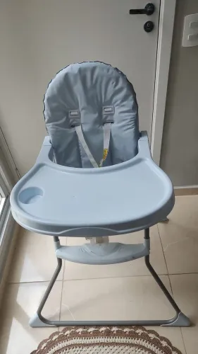 Cadeira de alimentação para bebê apartir de 6 meses.