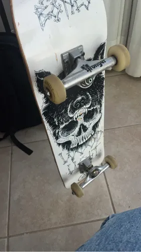 Skate Completo Stronger