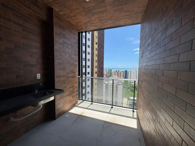 Apartamento novo, andar alto e vista mar no Miramar