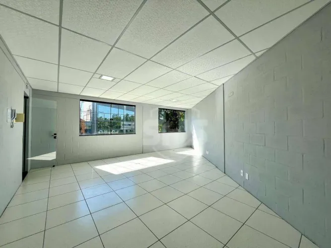 Sala para alugar, 25 m² por R$ 1.100,00/mês - Salto do Norte - Blumenau/SC