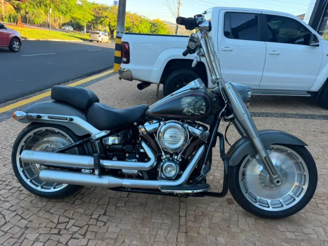 HARLEY DAVIDSON FAT BOY
