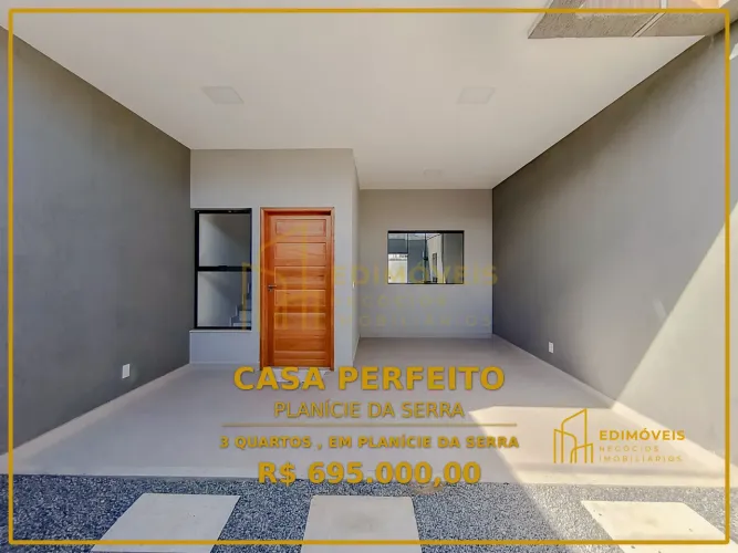 Moderna Casa com 3 Quartos e Quintal no Planície da Serra  Pronta para Morar!