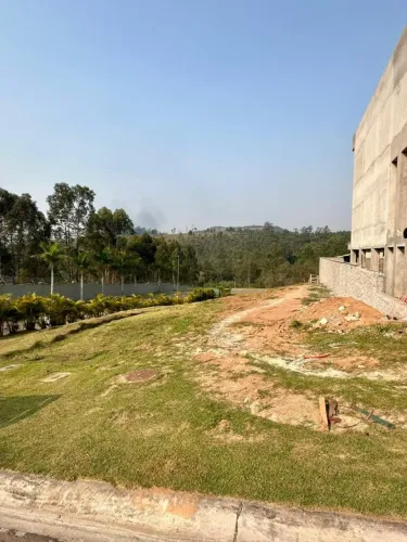 Terreno em Condomínio para Venda em Santana de Parnaíba, Tamboré