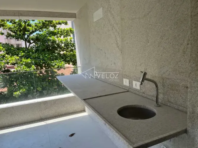 Apartamento : Padrão / Residencial / Leblon