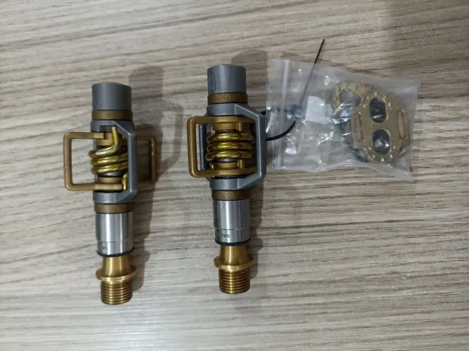 PEDAL MTB CRANK BROTHERS EGG BEATTER 11 TITÂNIO 