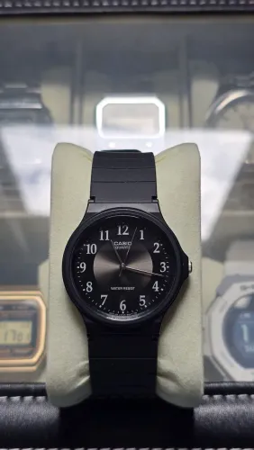 Relógio Casio MQ-24
