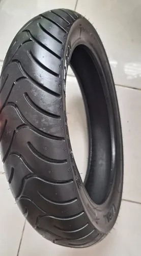 Pneu 140/70 R17 