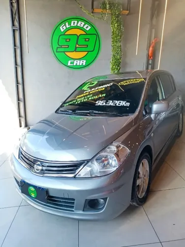 Nissan Tiida SL 1.8/1.8 Flex 16V Aut. 2012