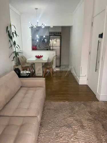 Apartamento residencial 60 m², 2 quartos, 1 suíte, 2 banheiros, 1 vaga coberta.
